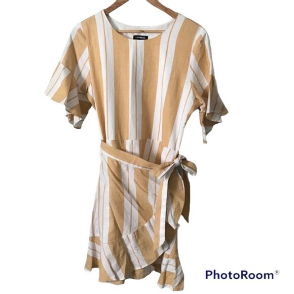 ✨ Striped Wrap Front Dress✨ - Picture 2 of 6